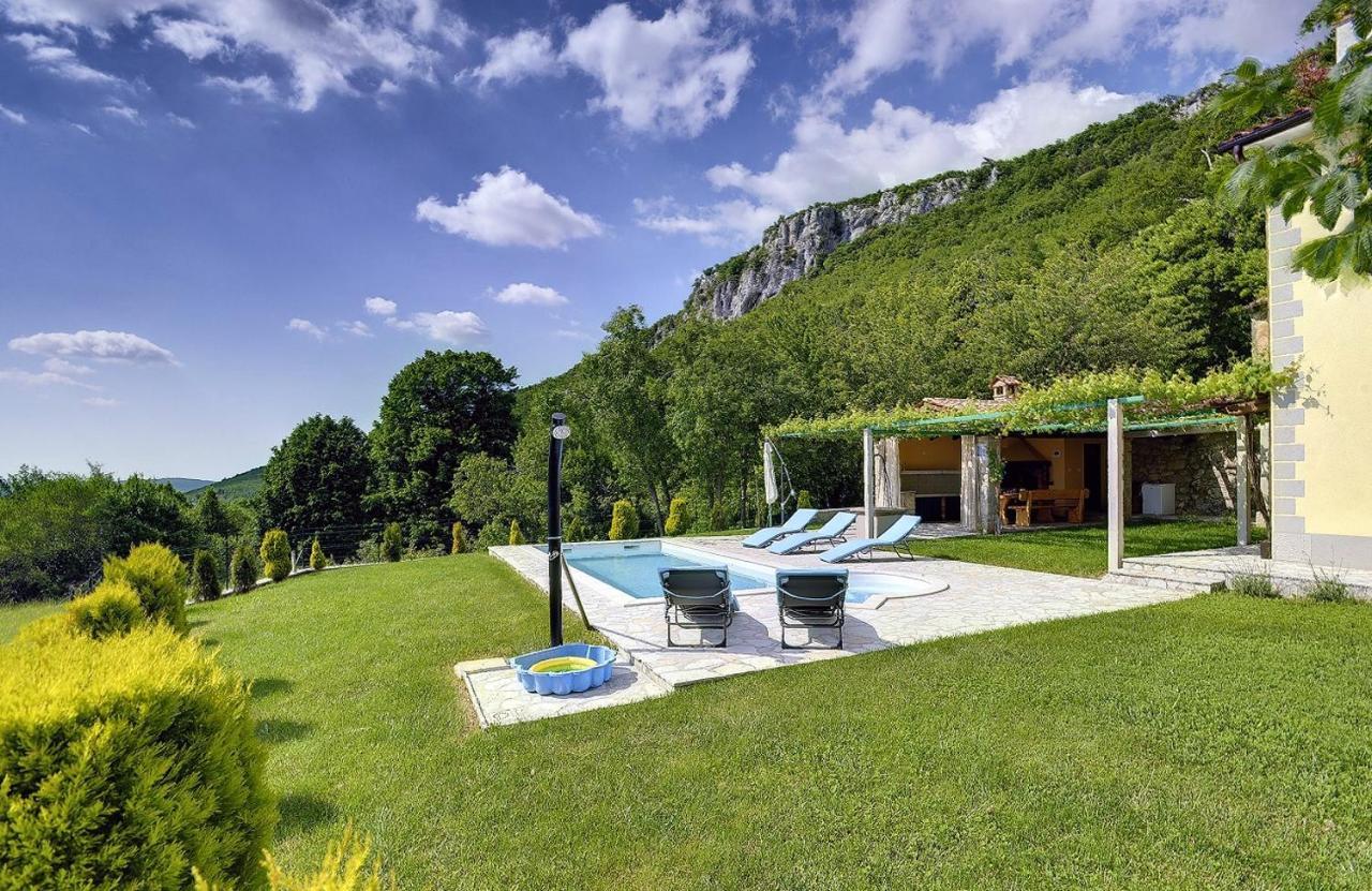 Villa Bella Lupoglav  Bagian luar foto